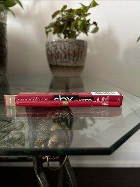 Smashbox Metallic Eyeliner in Medal - Limited Edition